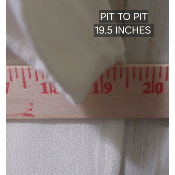 NWT Voy White Rayon Short Sleeve Blouse With Pockets & Mandarin Collar~SMALL - Picture 6 of 8